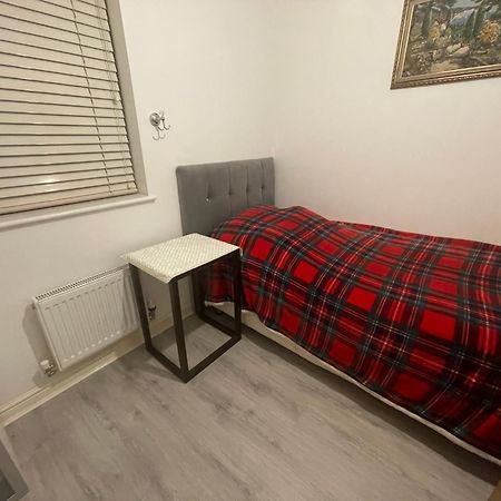 Ulker Apartment Бристол Екстериор снимка